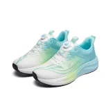 Белый, зеленый, синий.