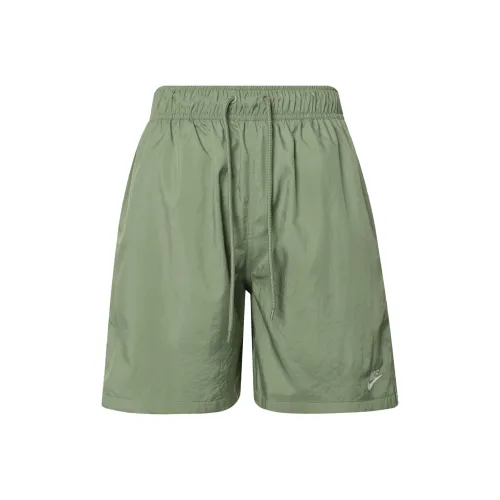 Nike Club Повседневные шорты Мужские Масляный зеленый