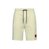 Светло-желтый