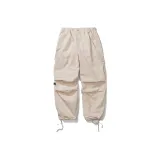 Лунно-белый