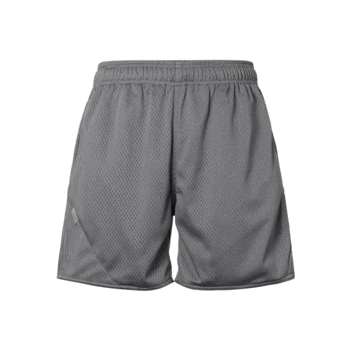 MADNESS Collaboration Повседневные шорты Мужские Серые