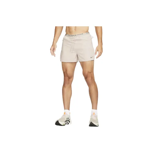 nike Повседневные шорты Мужские Fossil Серый