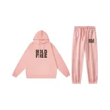 Комплекты одежды розового цвета