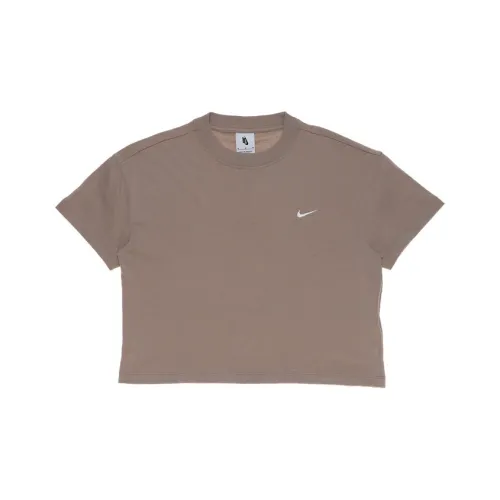NIKE Malted Желтый Женские Короткие Топы