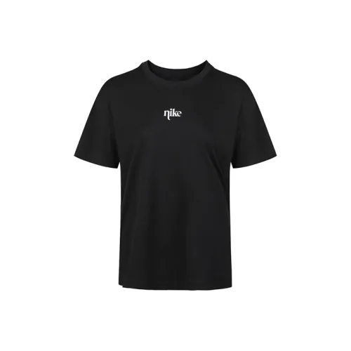 NIKE Черные Женские Футболки