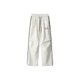 Бежево-абрикосовый