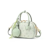 Зеленый яблочный