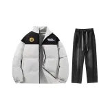 Комплект одежды (Абрикосовый топ + Черные джинсы)