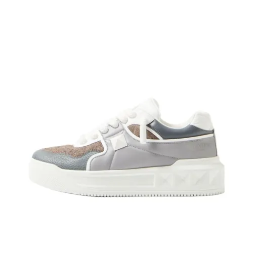 Valentino One Stud XL Скейтборд Кроссовки Низкие Серые Мужские