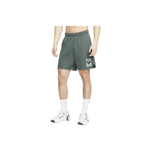 Nike Totality Studio '72 Повседневные шорты Мужские Винтаж зеленый