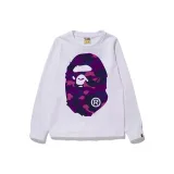 Белый фиолетовый