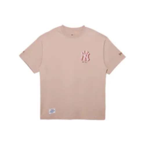 New Era Женские футболки