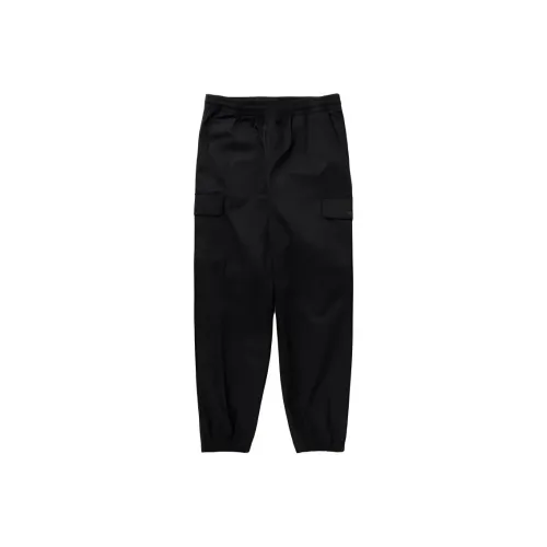 New Balance MET24 Twill CARGO JOGGER Повседневные брюки Мужские Черные