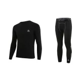 Черная компрессионная одежда + черные обтягивающие штаны