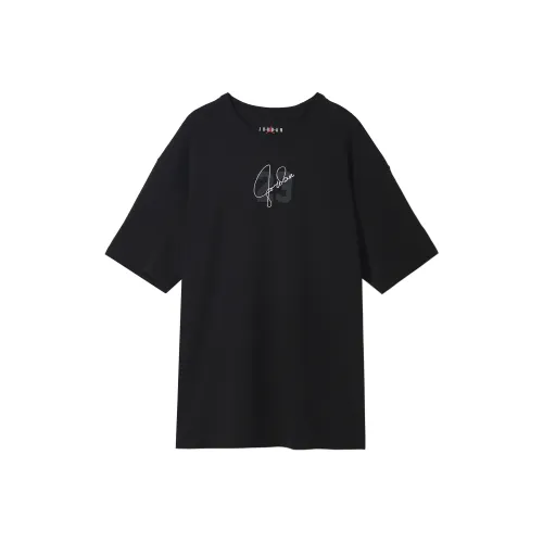 Jordan Essentials Черные Женские T-рубашки