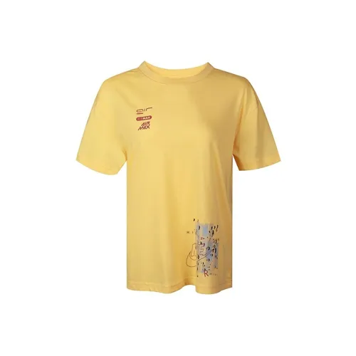 NIKE Желтые Женские Футболки