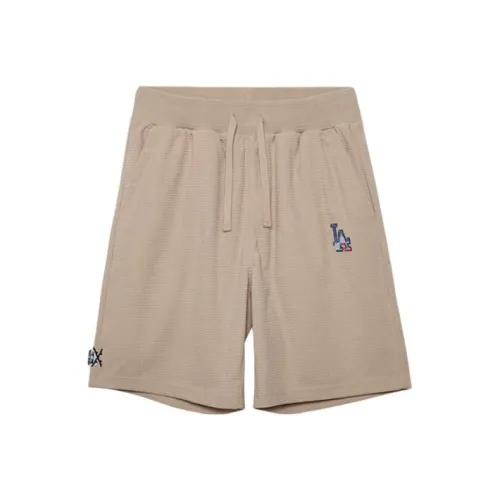 New Era SS24 Повседневные шорты Унисекс Хаки