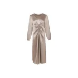 Глубокая пудра из корня лотоса