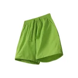 Светло-зеленый цвет травы