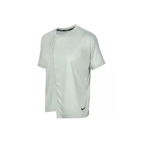 Nike Комплект с короткими рукавами T-рубашка Женская Horizon Зеленый