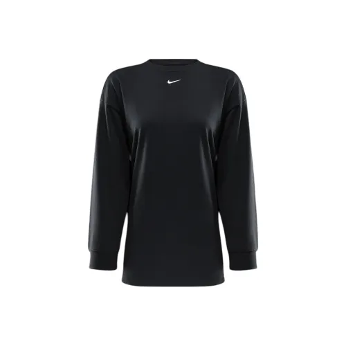 Nike одежда Черные Женские Футболки