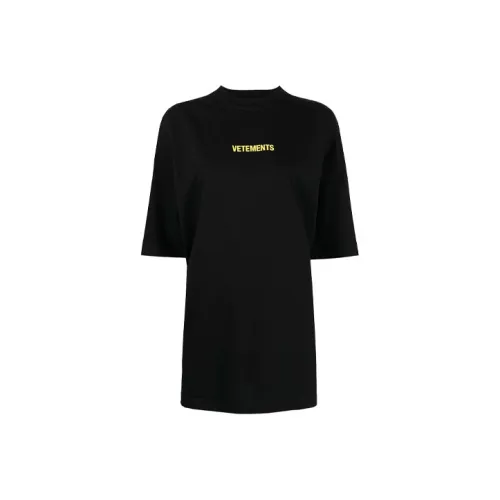 Vetements Черные Женские Футболки