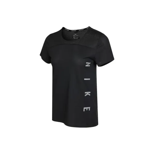 Nike Комплект с короткими рукавами T-рубашка Женская Черный