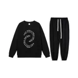 Чёрный свитшот + чёрные штаны