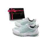 Светло-зеленый