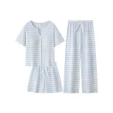 Светло-голубой