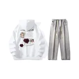 Комплект (Белый свитшот + Светло-синие джинсы)