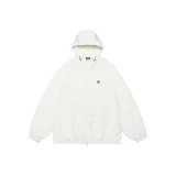 Белый, с капюшоном