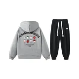 Серый свитшот + черные штаны