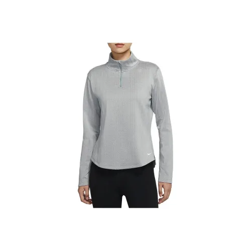 NIKE Серые Женские Футболки