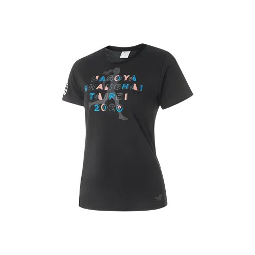 New Balance Женские футболки черного цвета