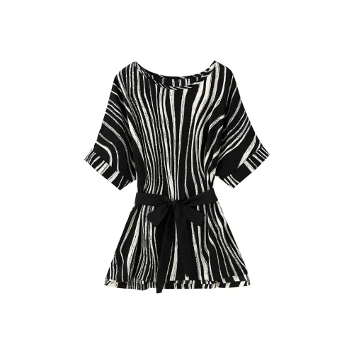 Корейский стиль T-рубашка женский черный