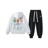 Белый топ + черные штаны