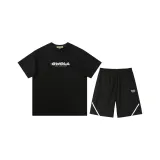 Черная рубашка с короткими рукавами+черные шорты