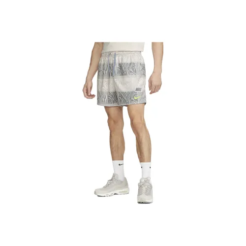 Nike Светло-серые мужские спортивные шорты