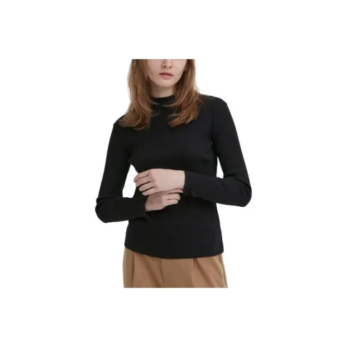UNIQLO Черные Женские Футболки