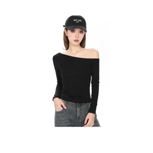 Puppytown T-Shirt Женская Черная