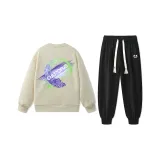 Хаки свитшот + черные штаны