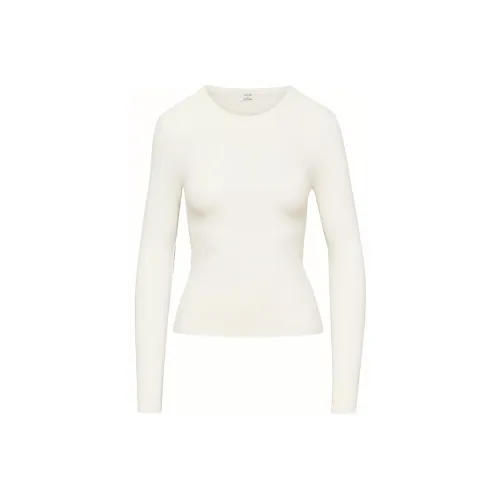 ARITZIA Стандартная T-рубашка Женская