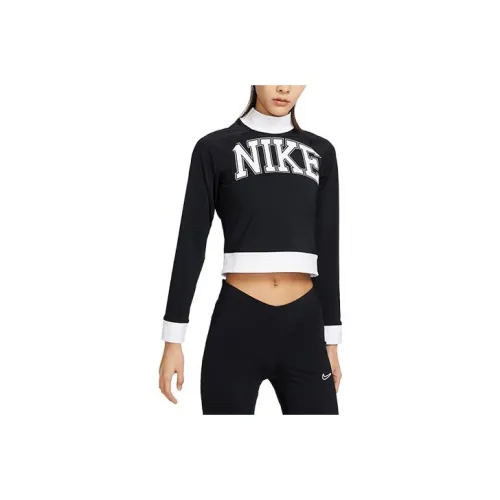 NIKE Черные Женские Футболки