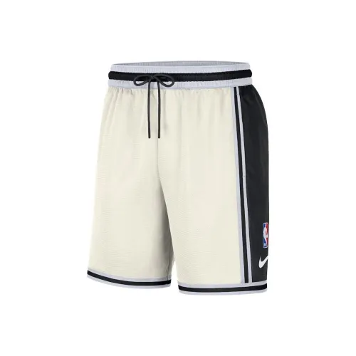 Nike Белые Спортивные Шорты для Мужчин