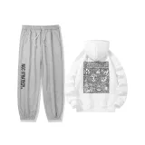 Белый топ + серые штаны