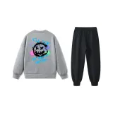 Серый свитшот + черные штаны