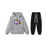 Серый свитшот + черные штаны