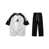 Чёрный и серый (Цветовые блоки, стиль позиционирования)