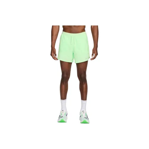 nike Повседневные шорты Мужские Светло-зеленые